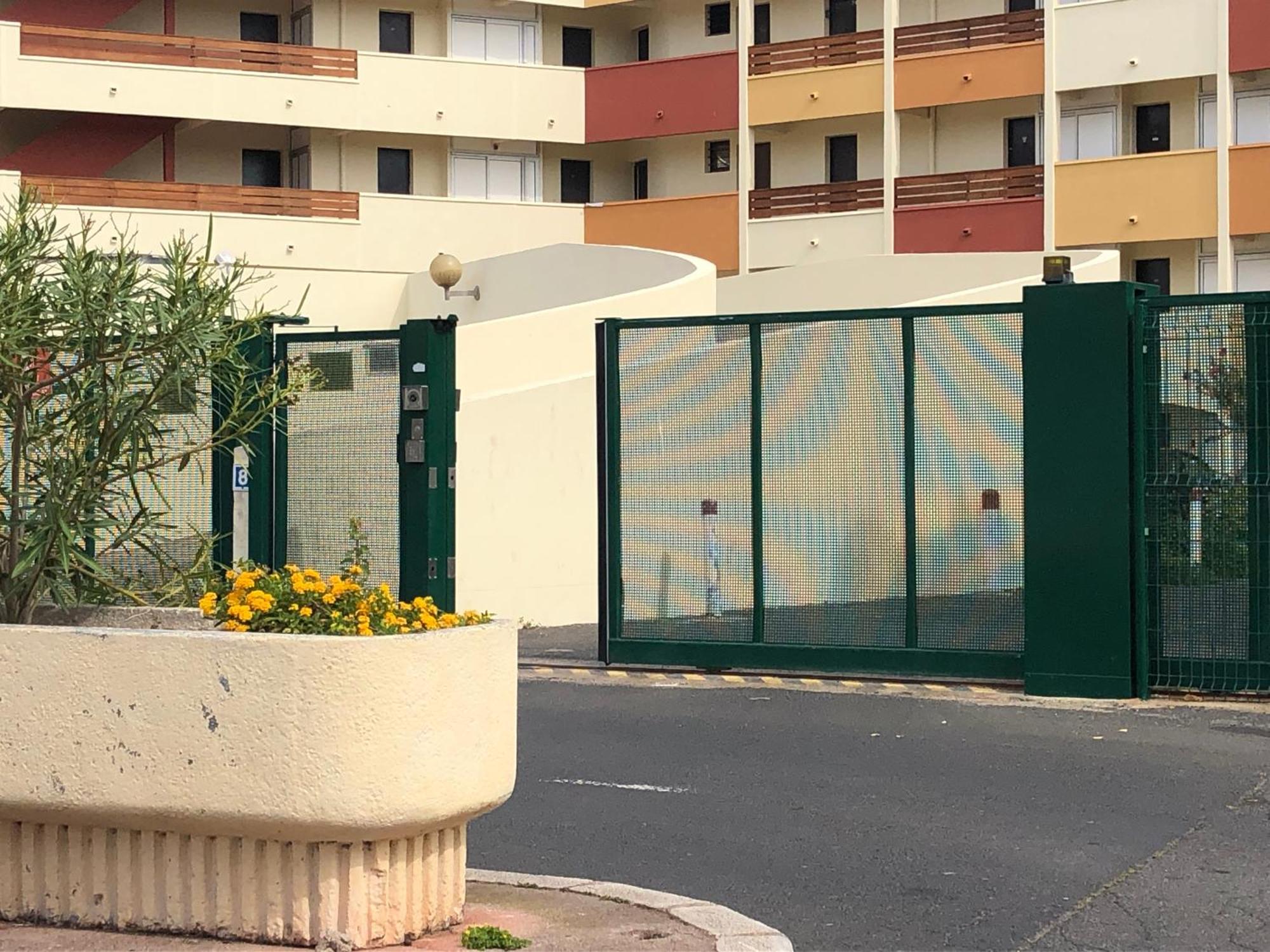 Studio Prestige Avec Terrasse, Ile Des Pecheurs, Vue Port Agde Luaran gambar