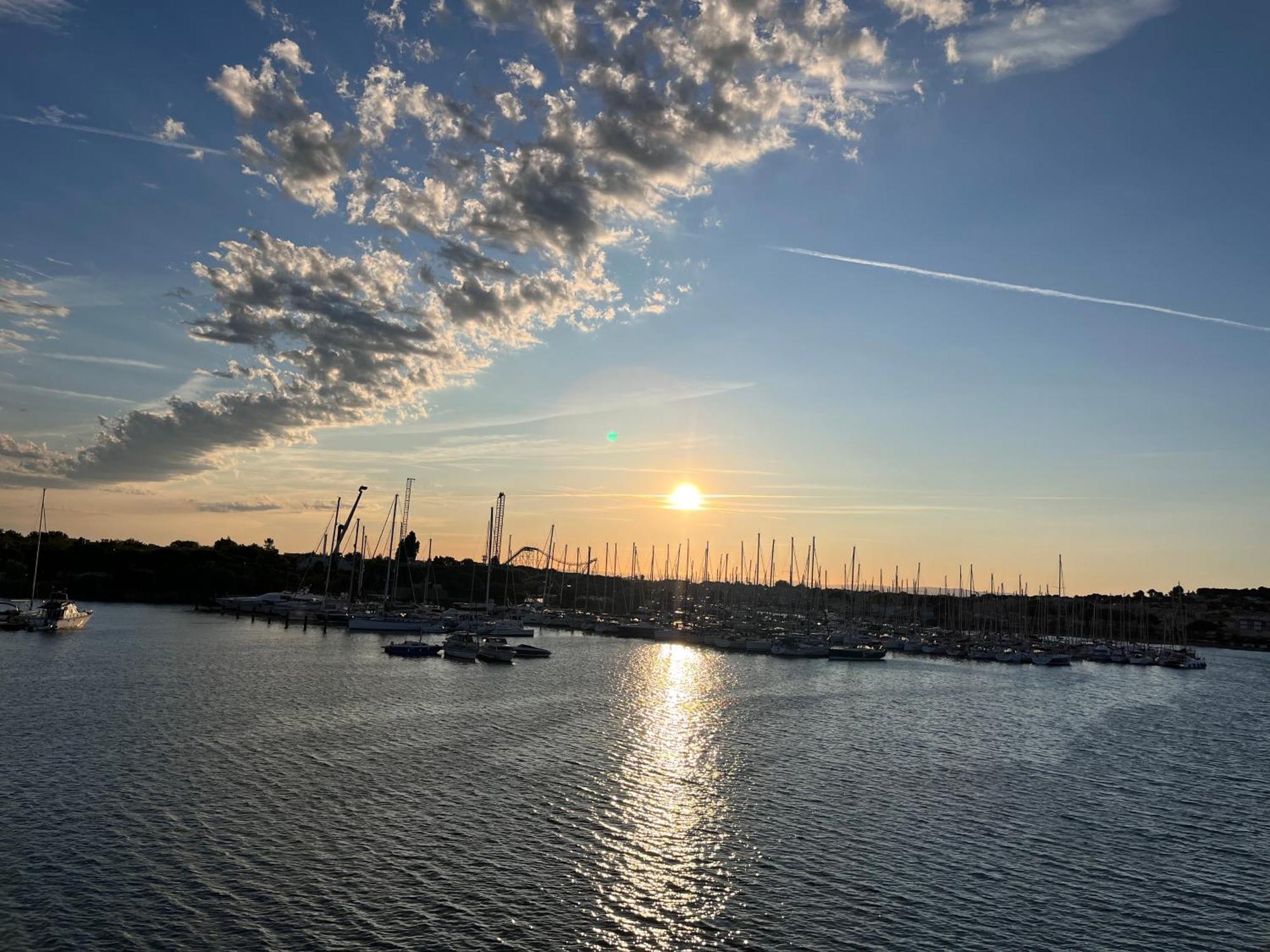 Studio Prestige Avec Terrasse, Ile Des Pecheurs, Vue Port Agde Luaran gambar
